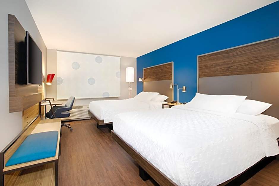 Photo 1 of 4 of 2 Queen Beds, Hearing Accessible