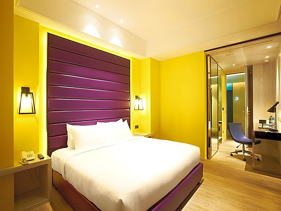 Royal Group Hotel Buo Ai Branch