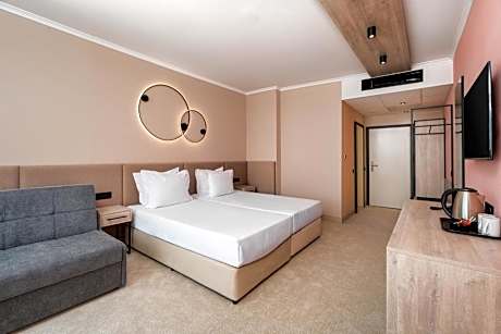 Deluxe Twin Room with Sea View