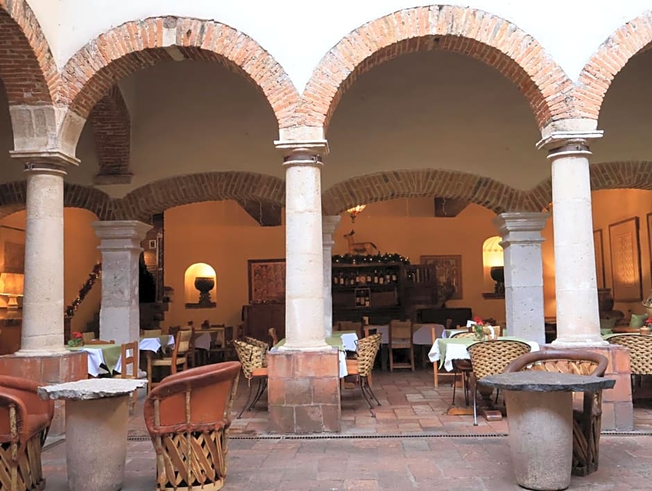Hotel los Arcos