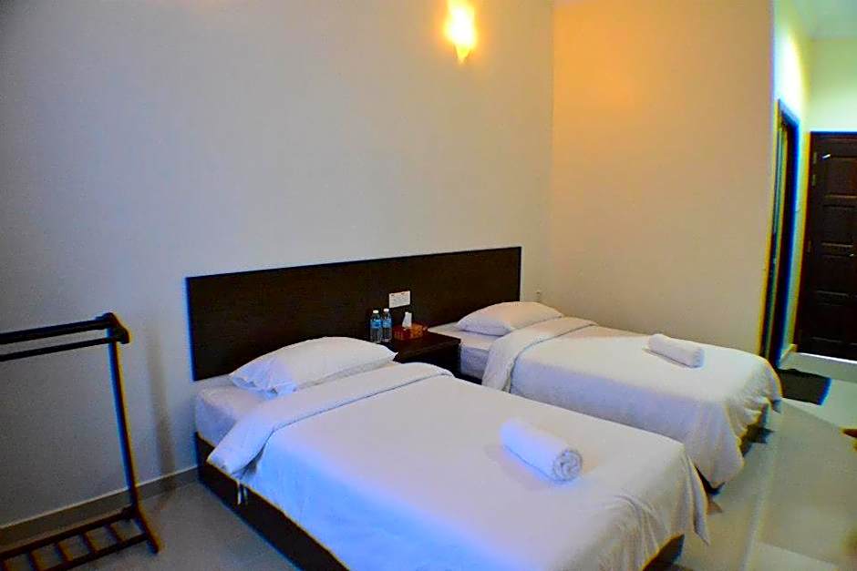 Teluk Lipat Seaview Inn