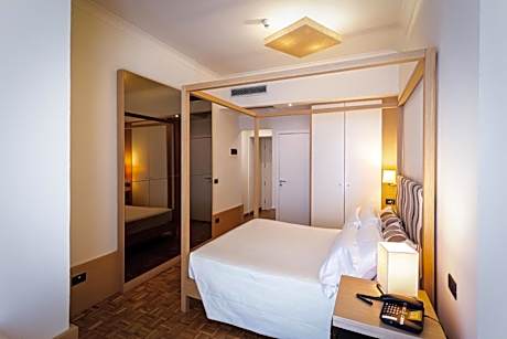 Standard Double or Twin Room with Sea View
