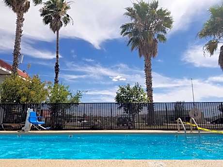 Minsk Hotels - Extended Stay, I-10 Tucson Airport