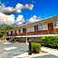 Mariposa Lodge