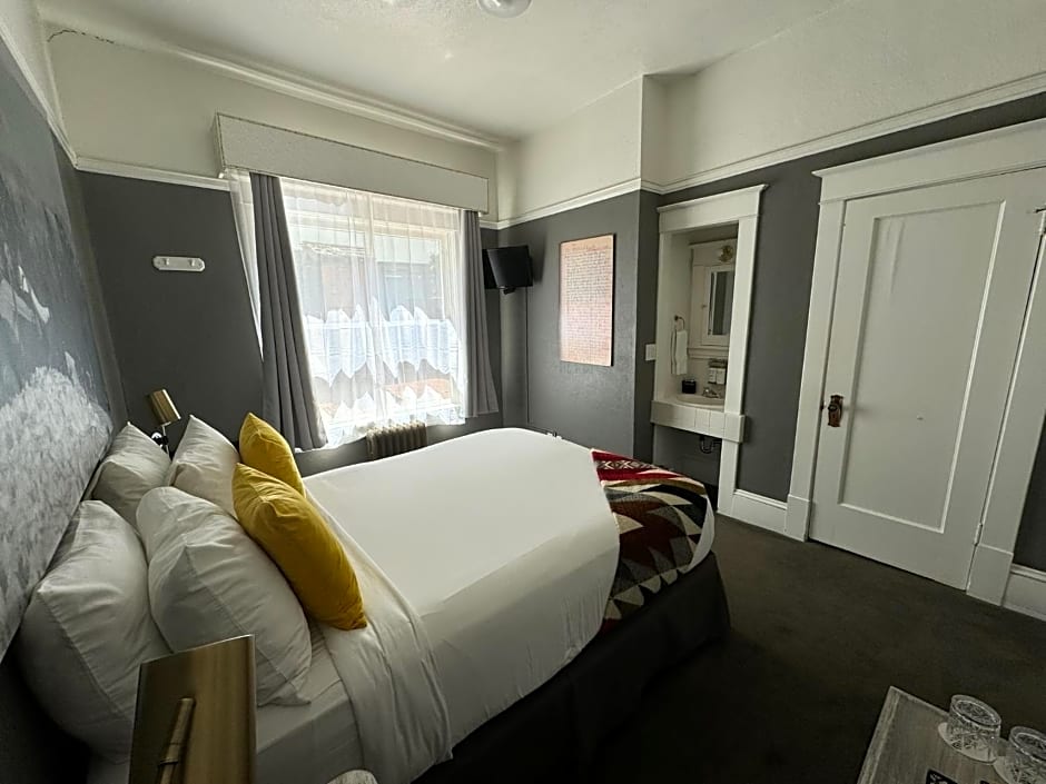 Hood River Hotel