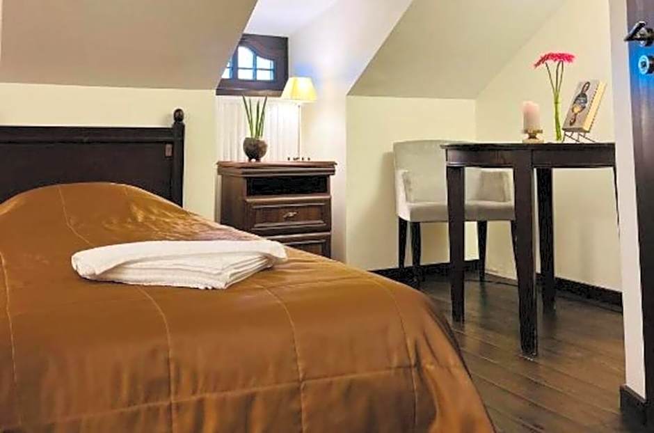 Photo 1 of 8 of Standard 1 Double Bed or 2 Beds