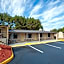 Travelodge by Wyndham Macon West
