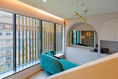 Duplex Suite with City View