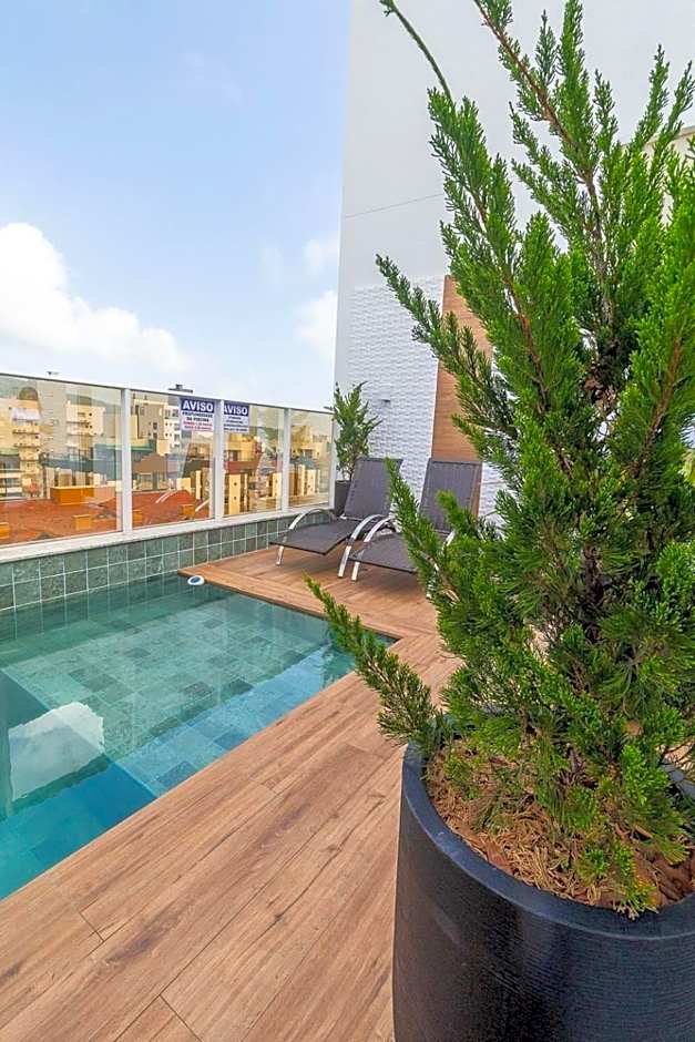 Barbados 302 - Excelente apartamento 02 suítes - À poucos metros da praia de Bombas - (Consultar serviços de roupa de cama e banho)