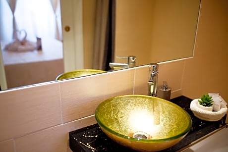 single standard ROOM