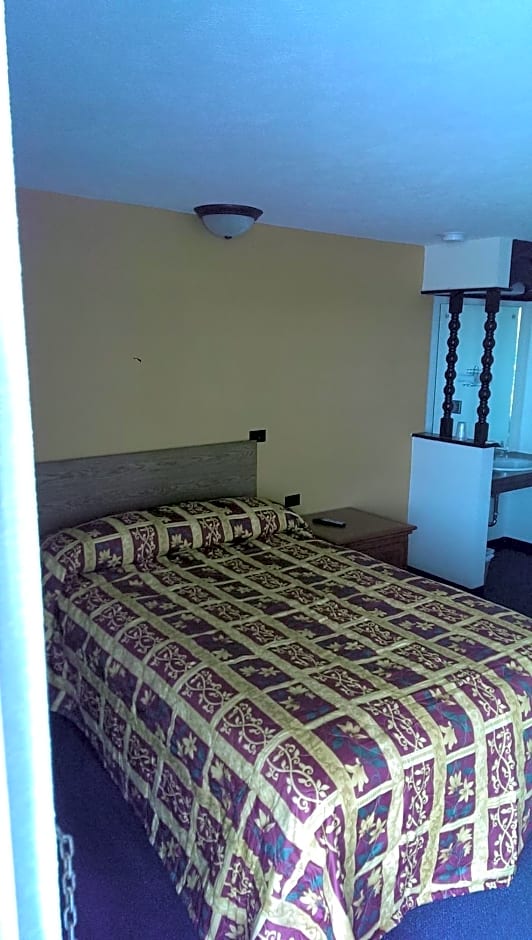 Airport Lodge