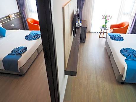 Family Connecting City View With Balcony