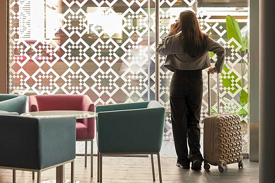 Barcelona Century Hotel