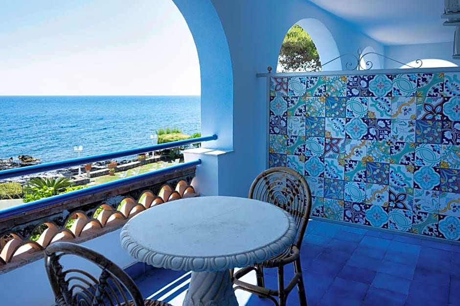 Arathena Rocks Hotel