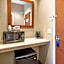 Comfort Inn & Suites Lynchburg Airport - University Area