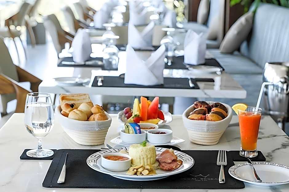 Regal Reseau Hotel  Spa