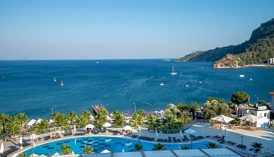 Turunc Premium Hotel