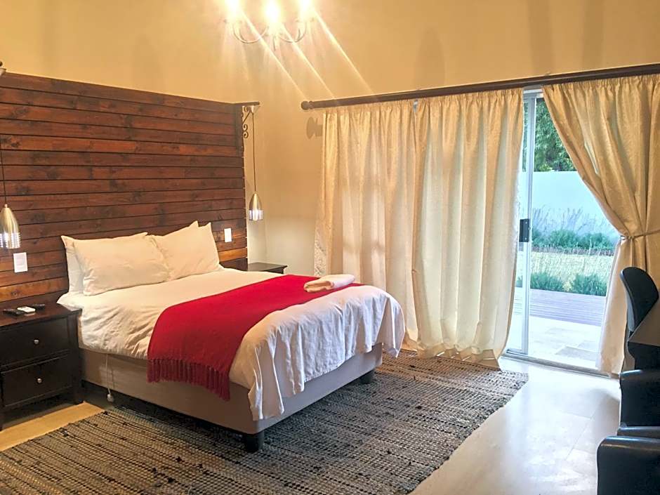 Tranquil House B&B @ 1 College Ave