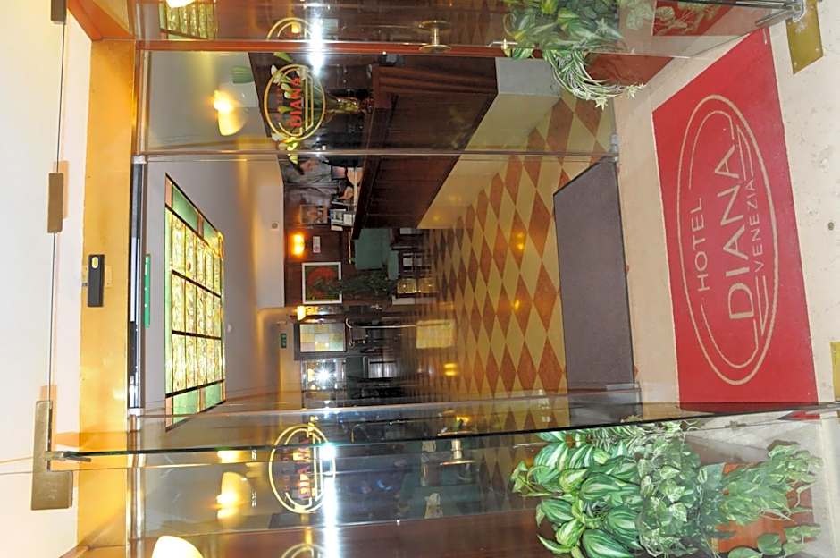 Hotel Diana