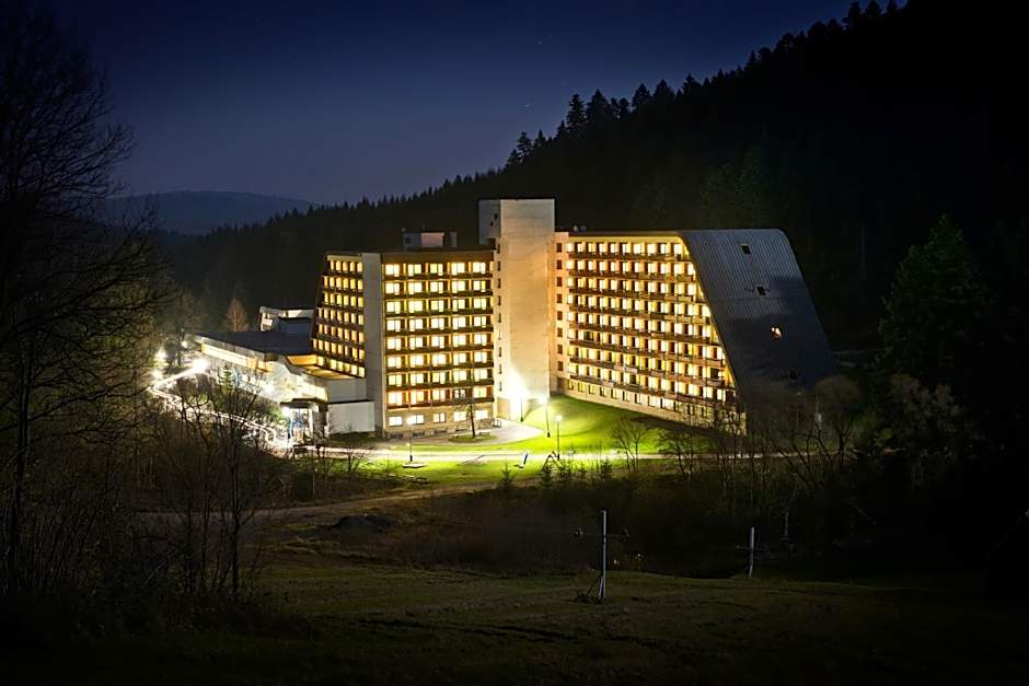 Hotel SOREA ĽUBOVŇA