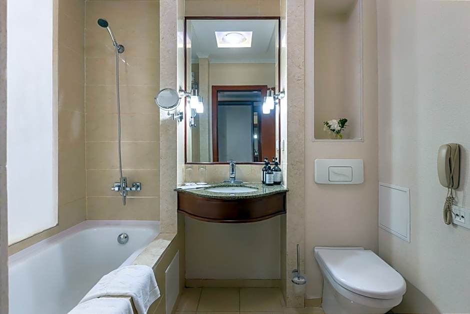 Grand Aiser Hotel