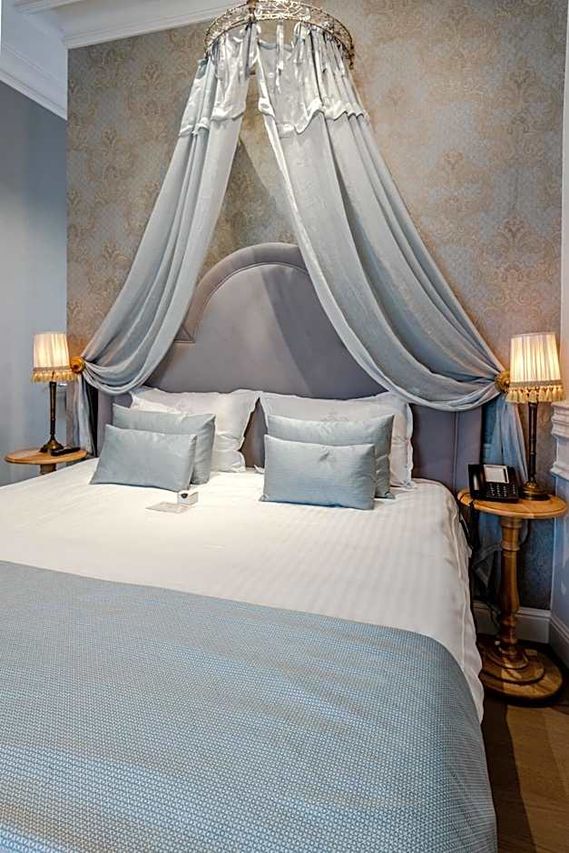 Hotel De Castillion - Small elegant hotel