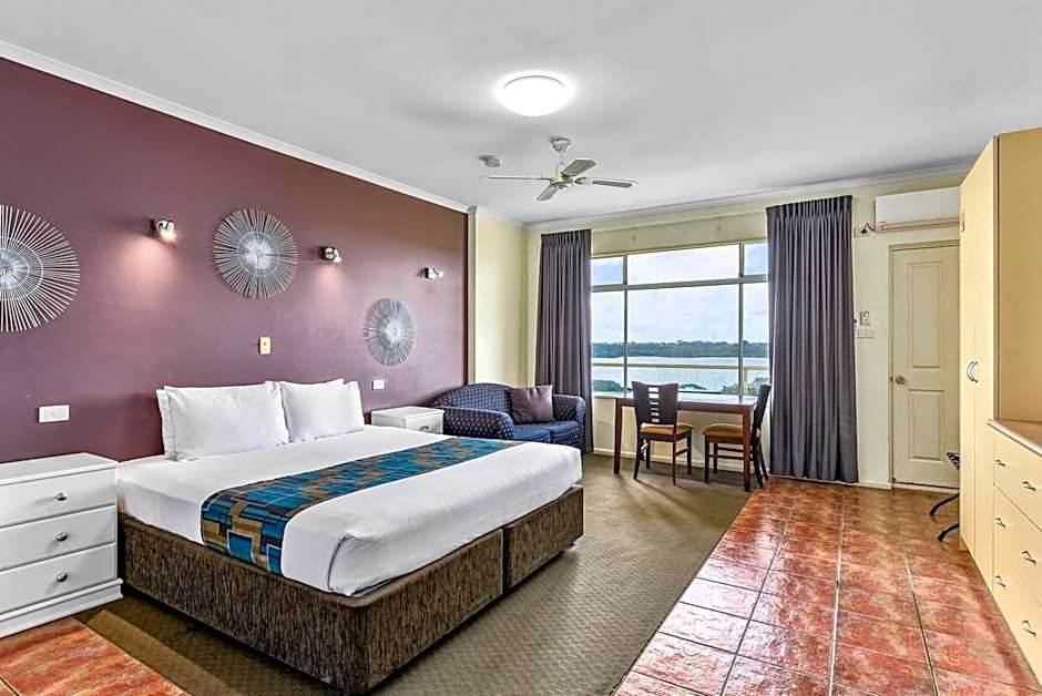 Lakeview Motel & Apartments