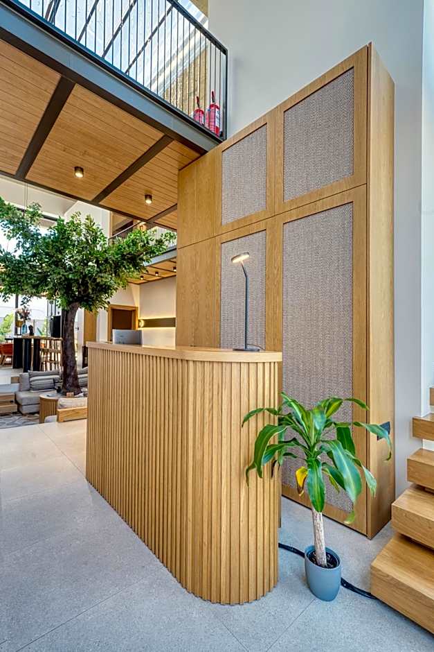 Capital Luxury Suites