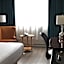 Travelodge Hotel & Convention Center by Wyndham Quebec City