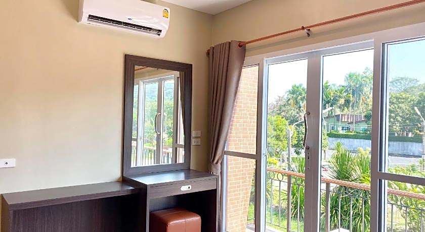 Blue Aura Pool Villa