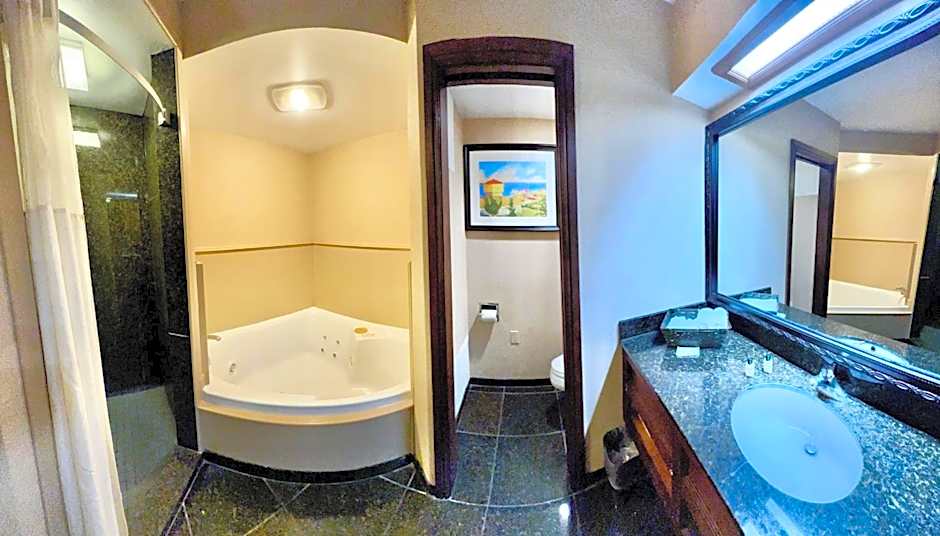 Hamilton Inn Select Beachfront Mackinaw City