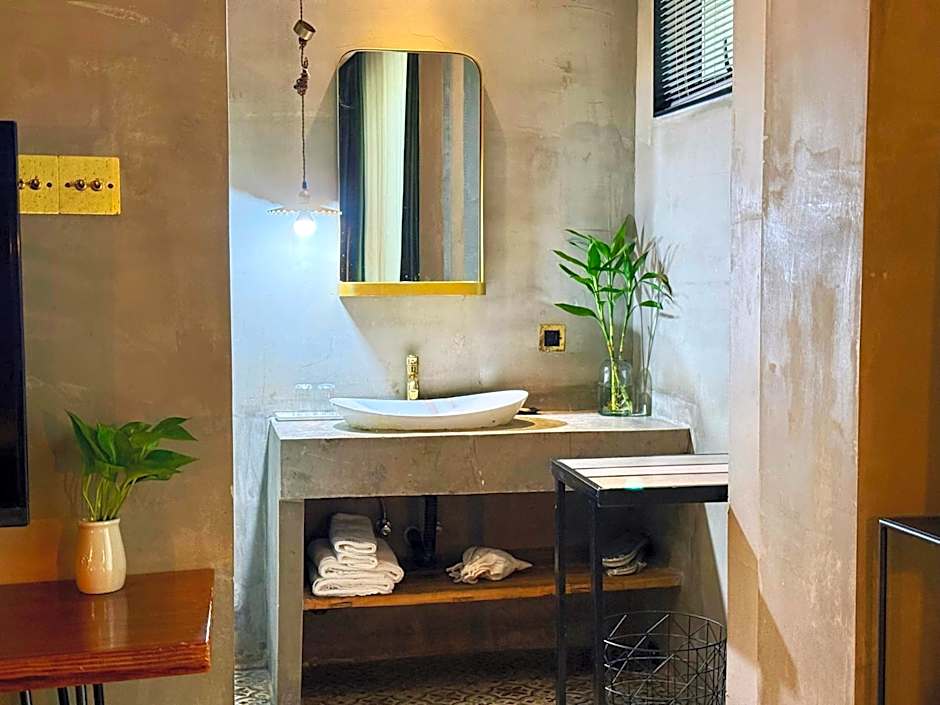 Suzhou Unique Space Design Art Hotel