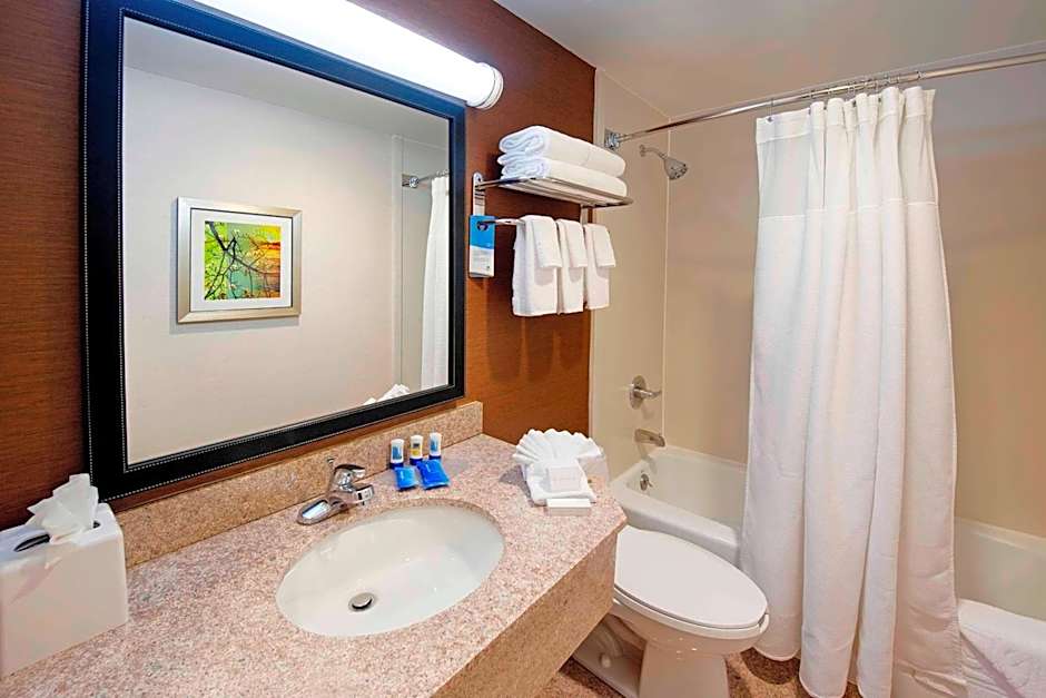 Fairfield Inn by Marriott New York JFK Airport