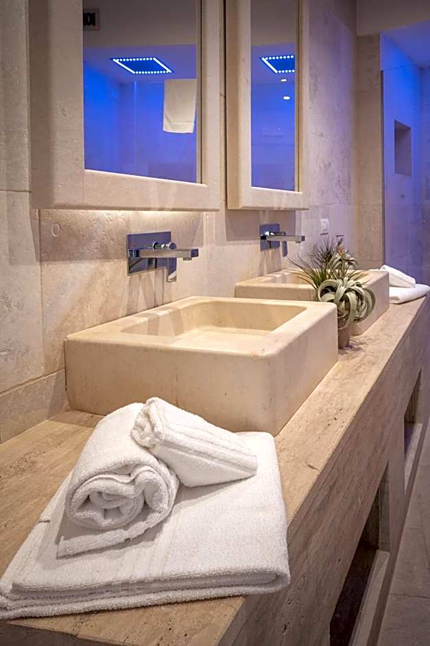 HOTEL BARONE DI MARE