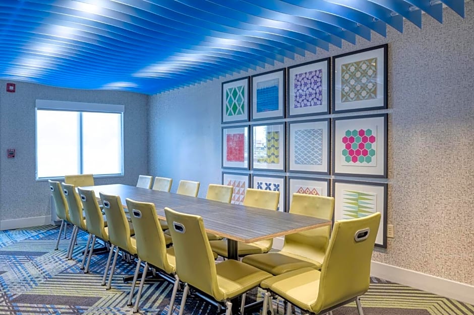 Holiday Inn Express Radcliff Fort Knox By IHG
