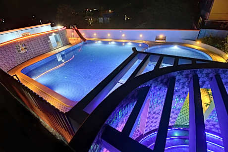 Collectipn O Pradee Queen Resort