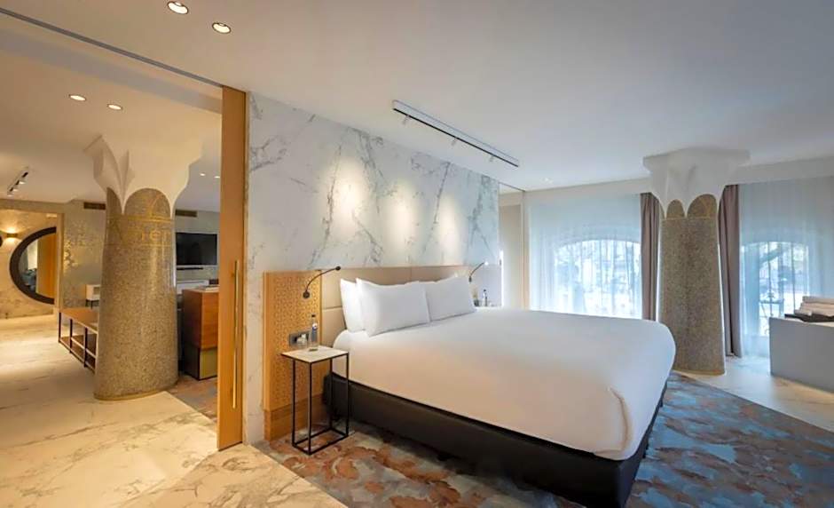 Clayton Hotel Amsterdam American