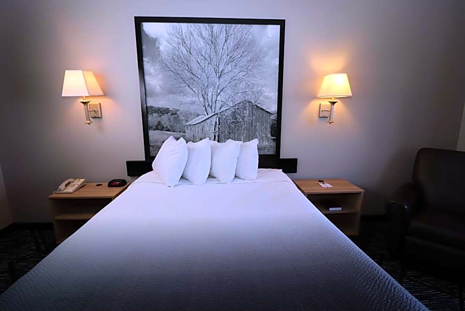 Super 8 by Wyndham Perryville