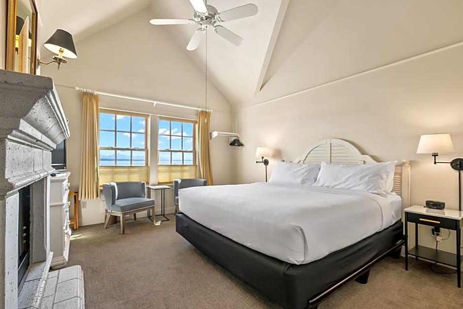 Saratoga Inn