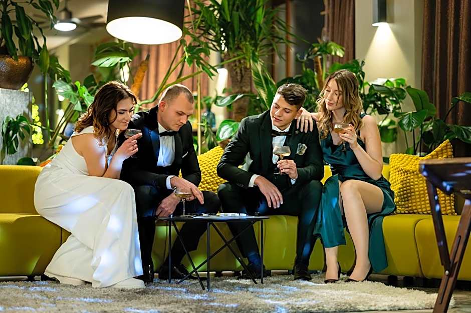 CONTI HOTEL VILNIUS, Conference Centre, Restaurant & Bar