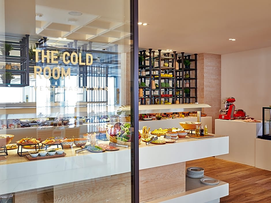 Grecotel LUX ME White