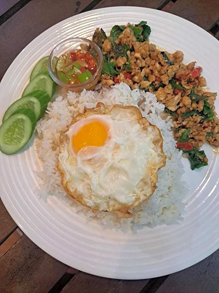 Sunny Cove Beach Resort Koh Phayam