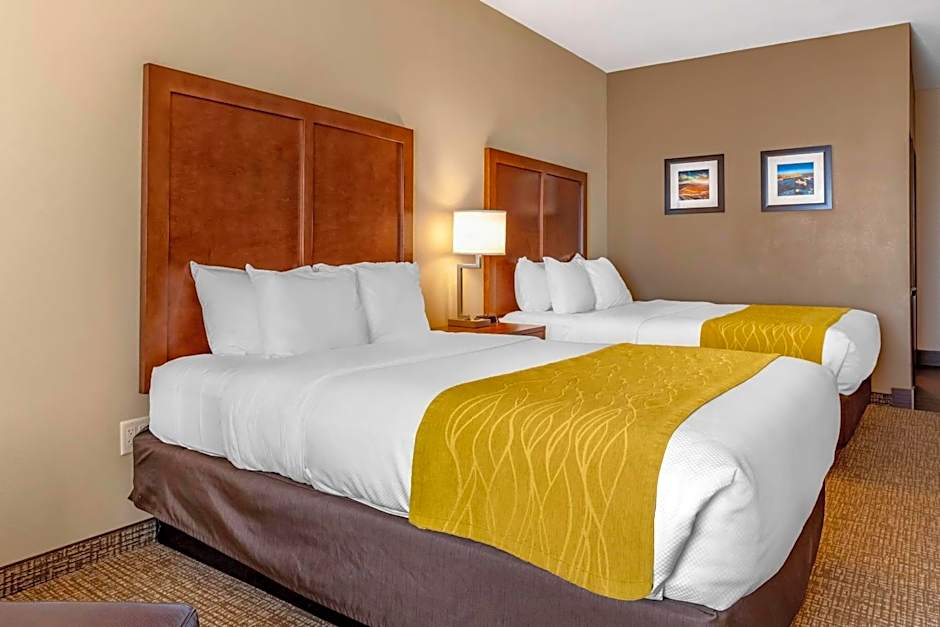 Comfort Inn & Suites Edgewood