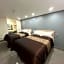 California Inn Hotel and Suites Adelanto US 395