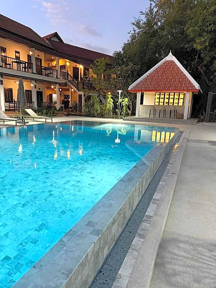 Vangsavath Hotel