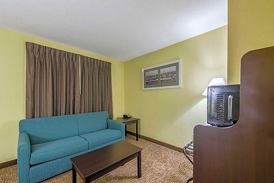 Quality Inn & Suites University Area