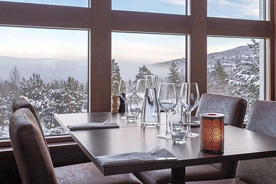 Stoten Ski Hotel