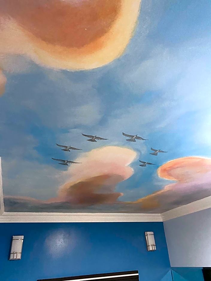 Golden West Manor Motel