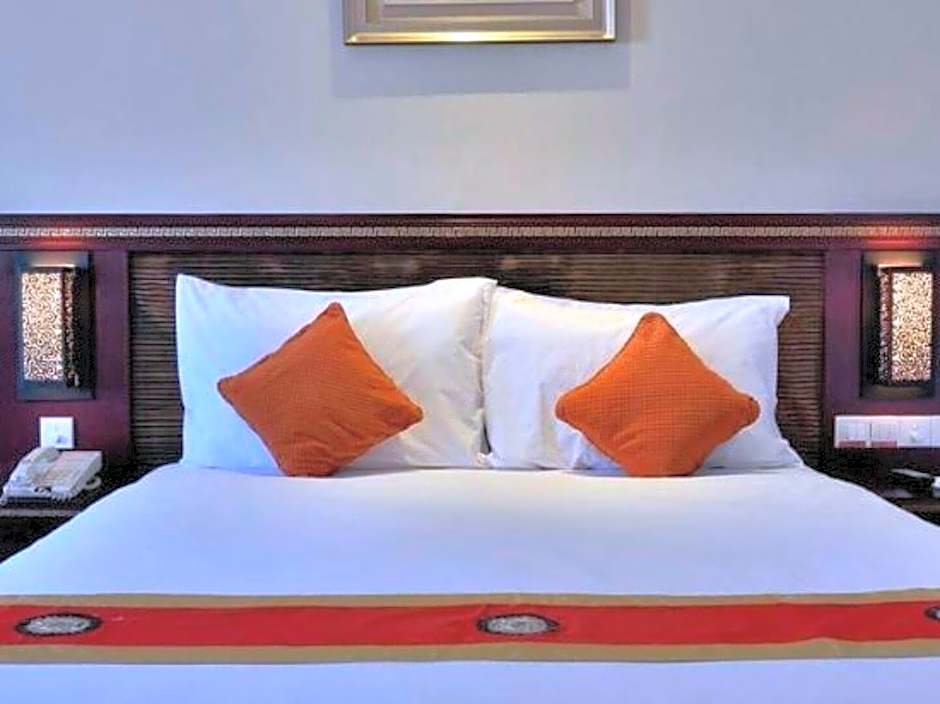 Gino Feruci Kebon Jati Bandung