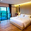 L Hotel